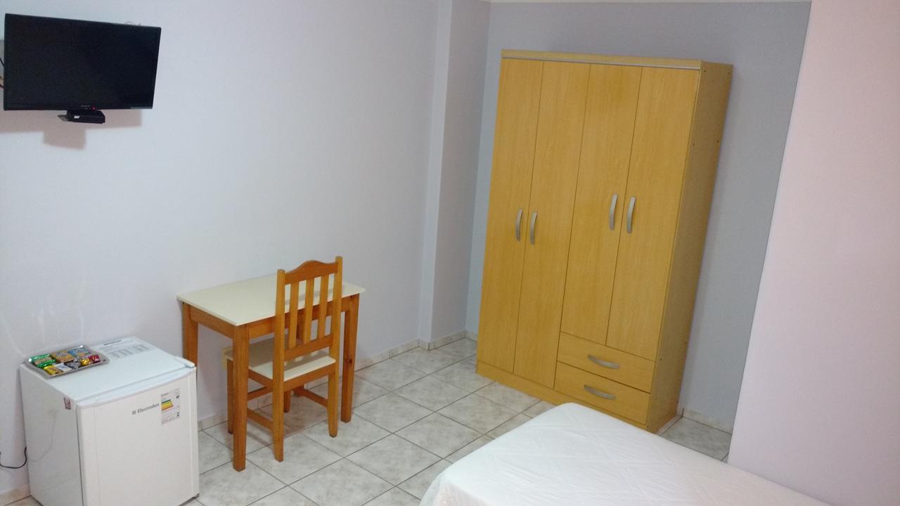 Hotel Mariluz Telemaco Borba Bagian luar foto