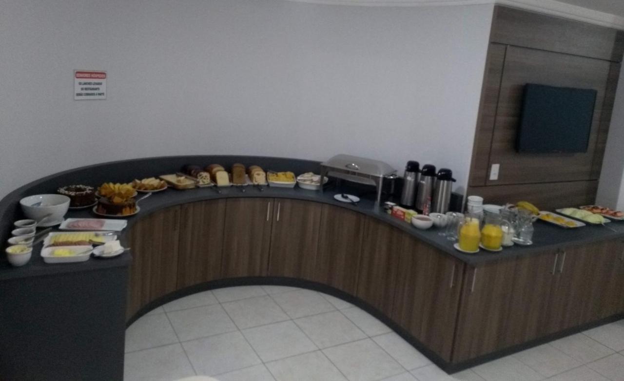 Hotel Mariluz Telemaco Borba Bagian luar foto